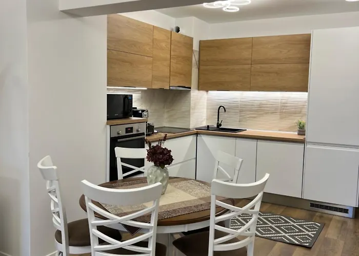 Bella Κλουζ-Ναπόκα